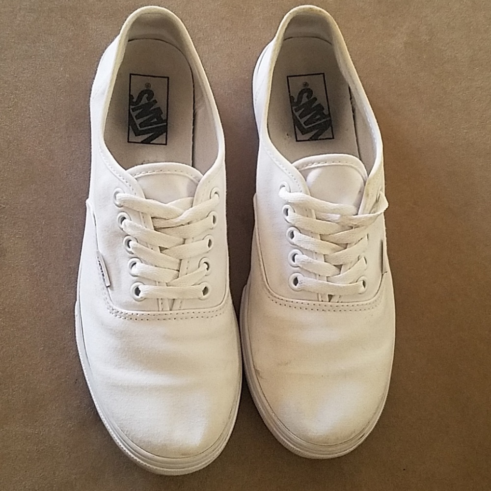 Van's White Unisex Shoe